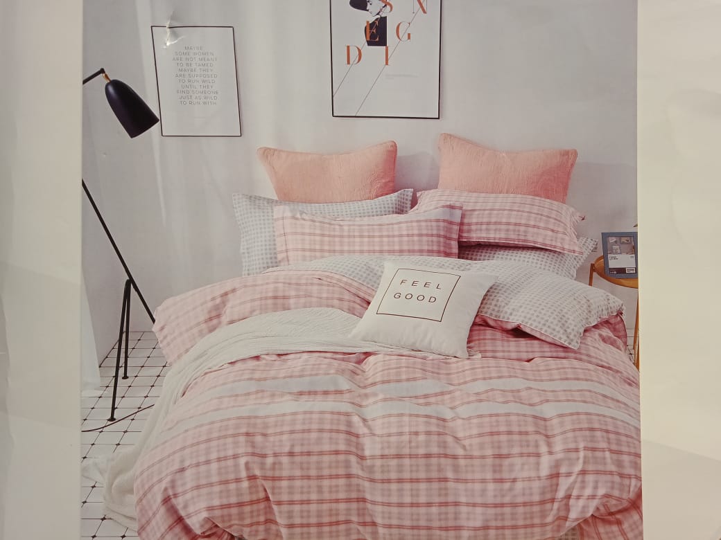 Shapes & Shades 100% Cotton Bedsheet Set by metropolis