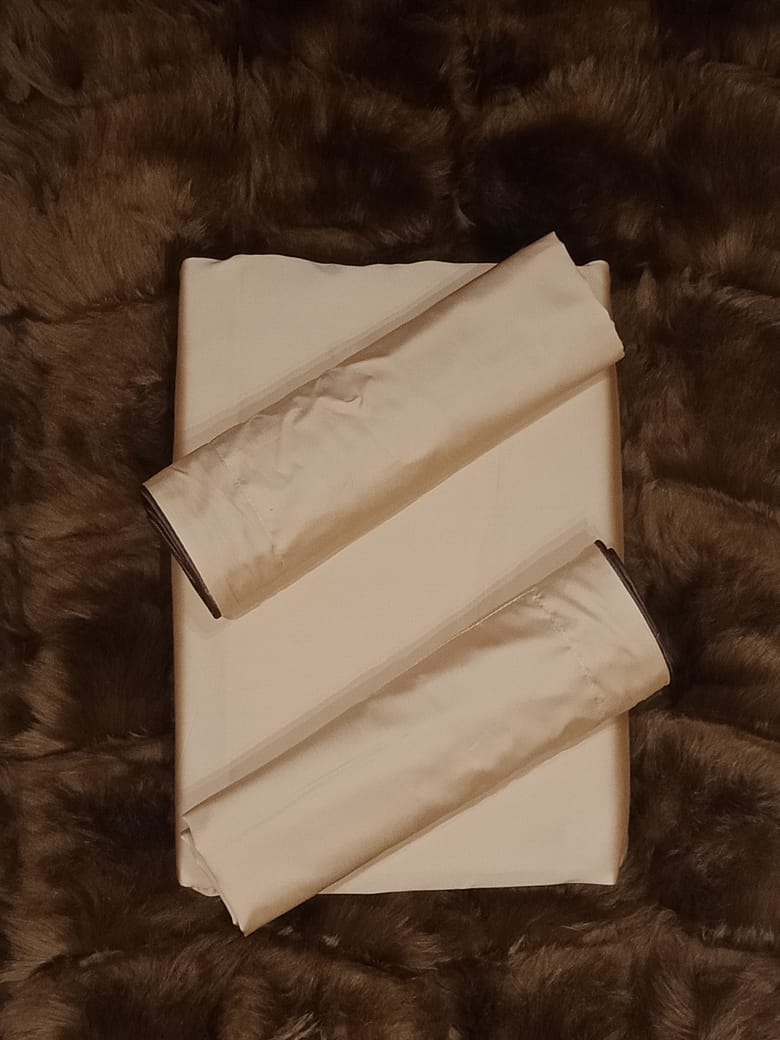 Solid Kylin 100% Cotton Bedsheet Set by metropolis