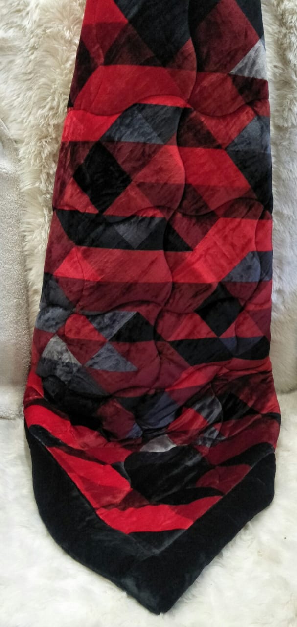 Aqua 350 GSM Microfiber Filling Single Bed Winter's Quilt By Metropolis