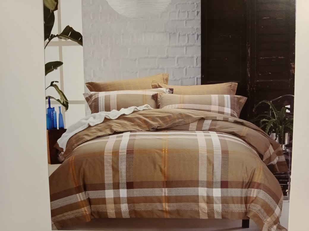 Wedding Flowers 100% Cotton Bedsheet Set by metropolis