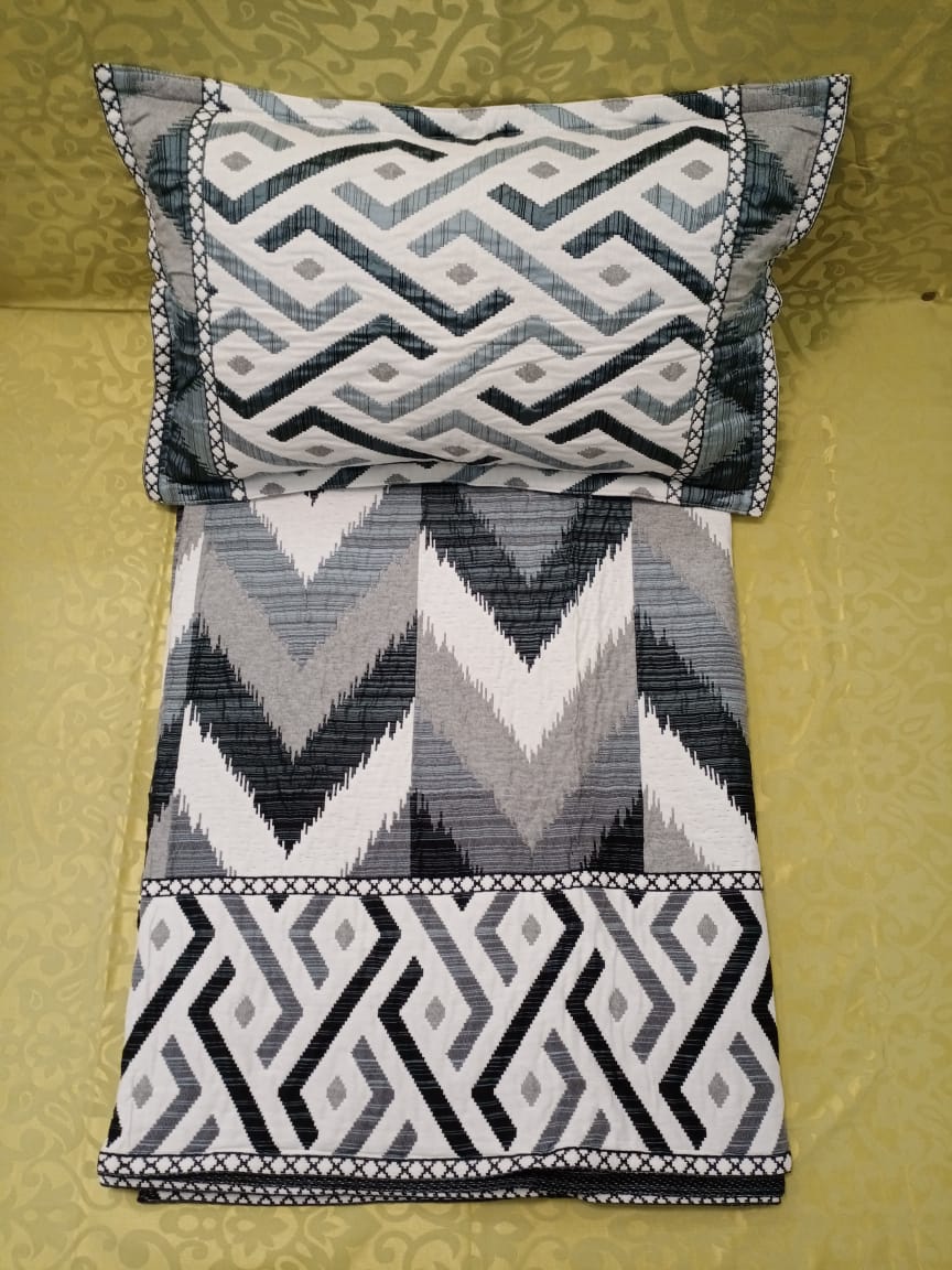 Handloom Woven Double Bedcover BY HOMIEKART