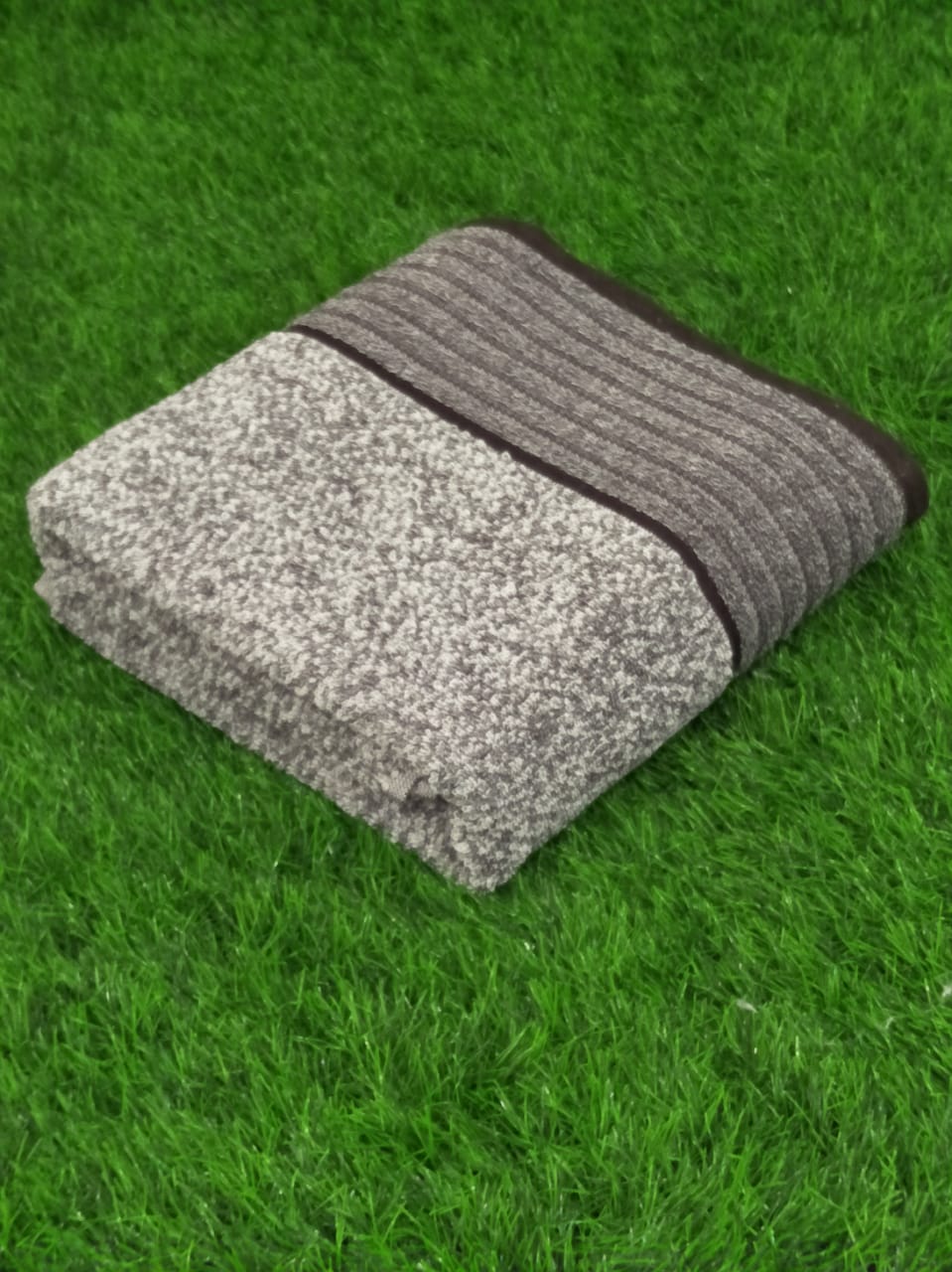 Super Soft & Highly Absorbent  Dual Shade Towel By by HOMIEKART