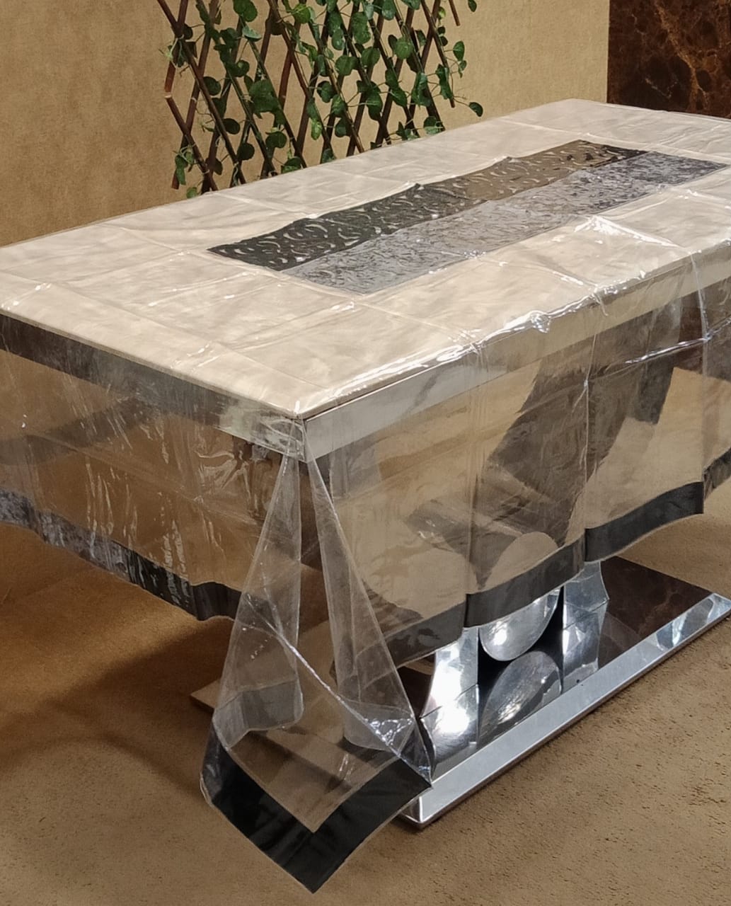 Laminated Vinyl Table Cover by Homiekart