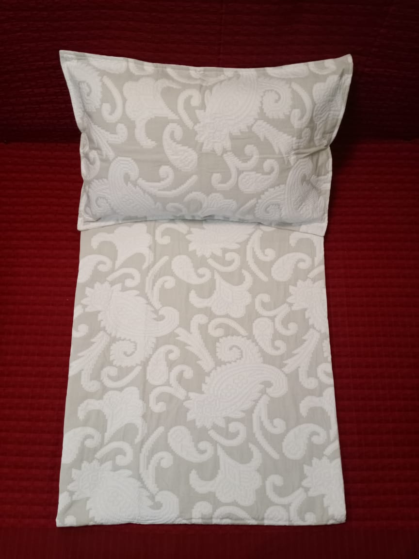 Handloom Emboss Double Bedcover BY HOMIEKART