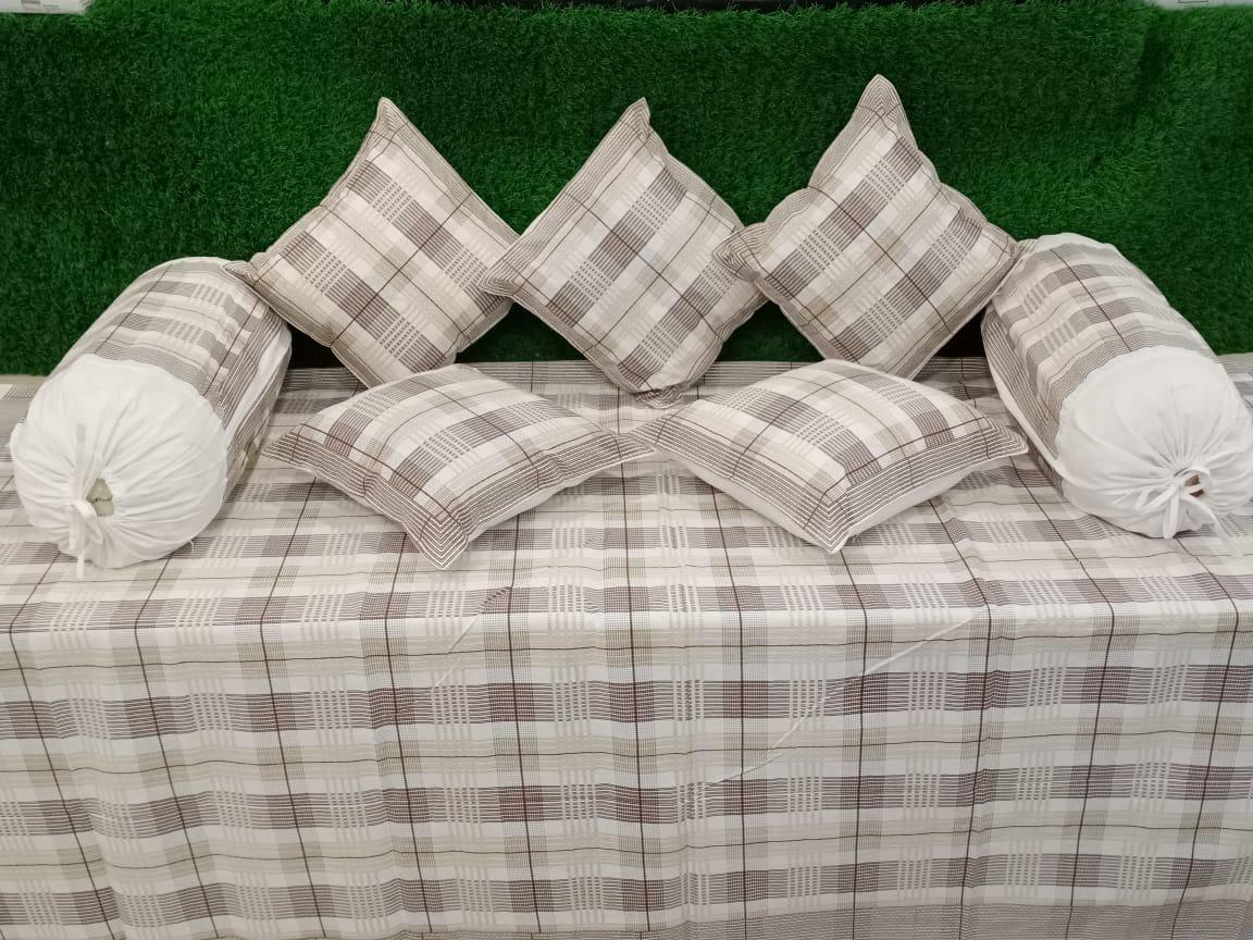Designer Checkered Printed Diwan Sets by HOMIEKART