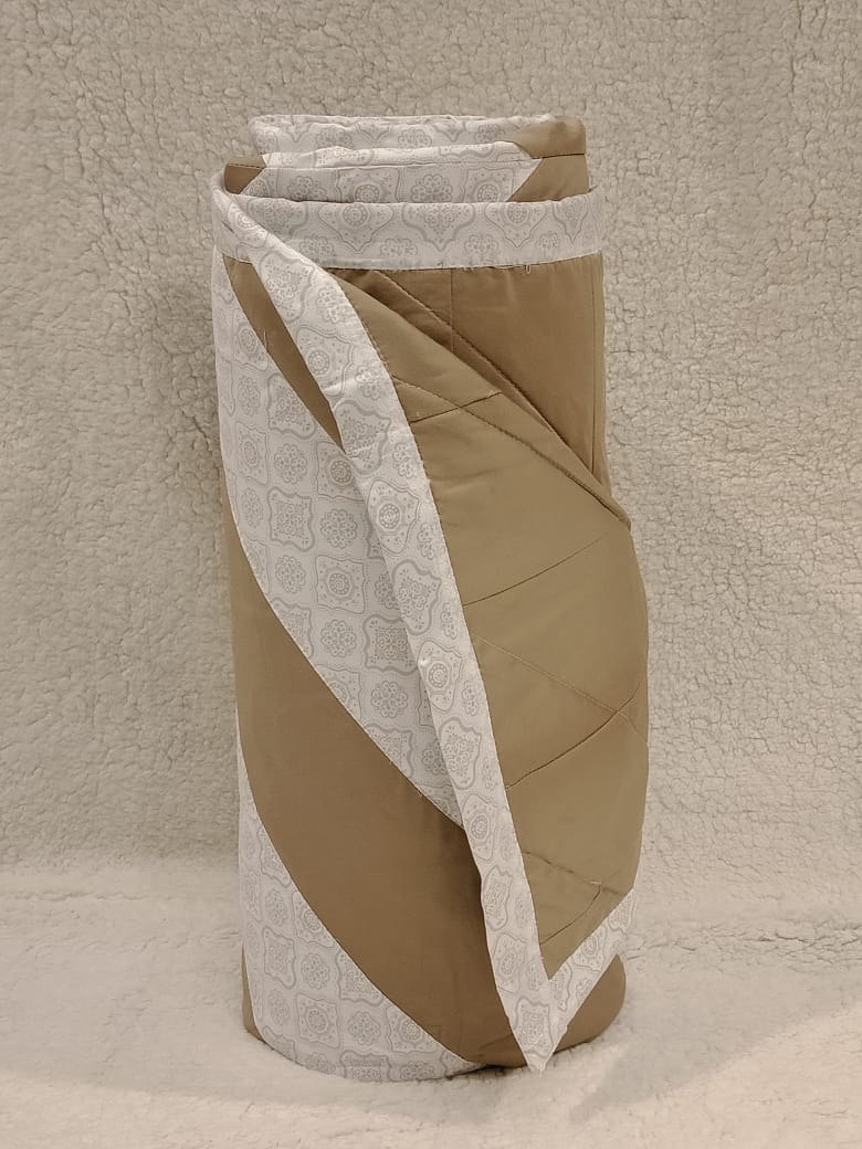 Striped Printed Reversible Comforter by HOMIEKART