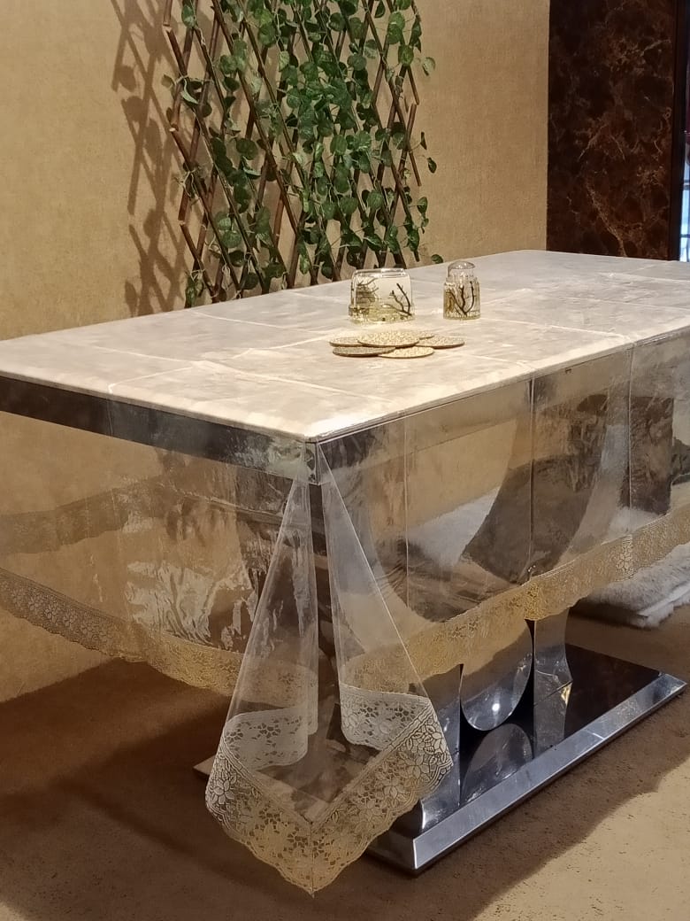 Border Look Transparent Vinyl Table Cover by Homiekart