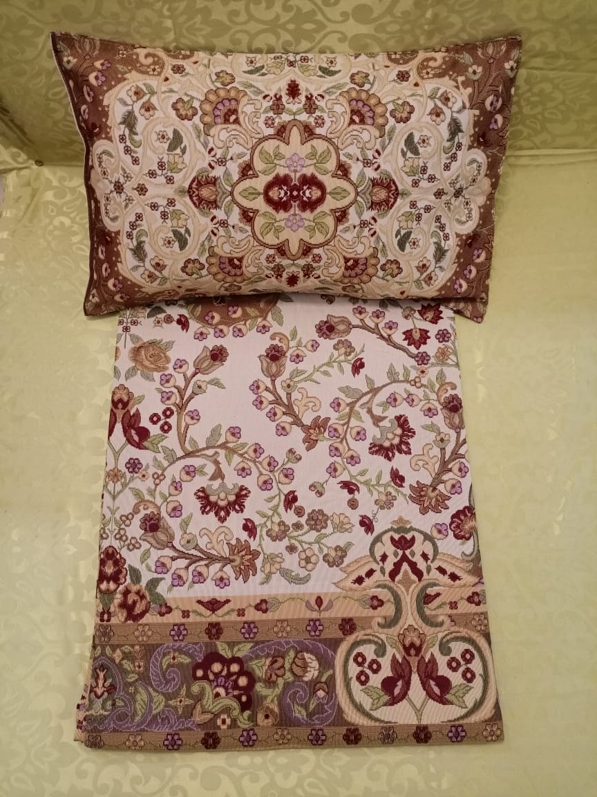 Floral Printed Bedcover Set by Homiekart