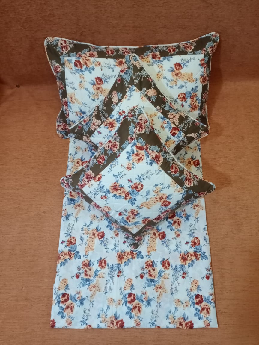 Floral Printed Bedcover Set by Homiekart