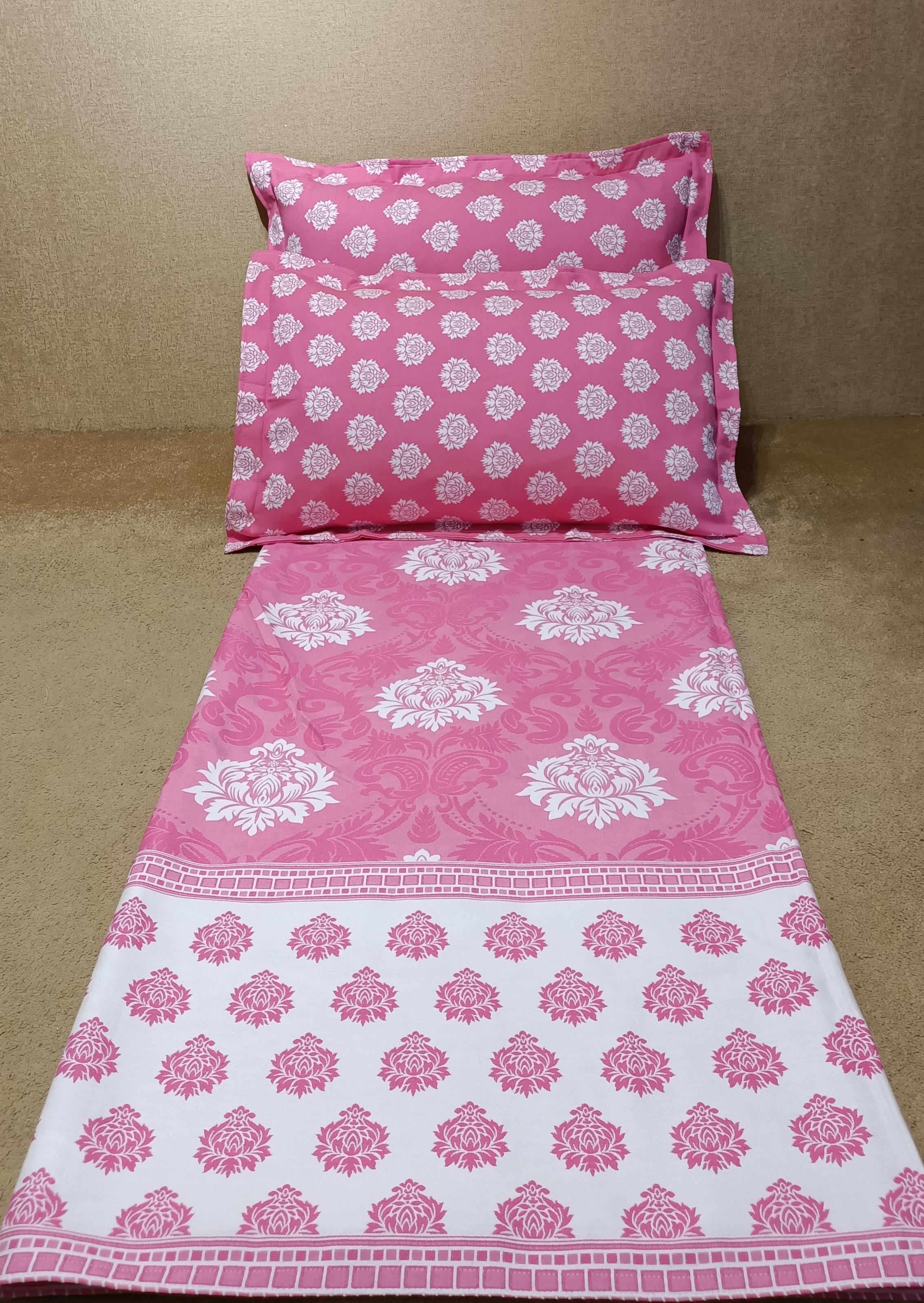JASHMINE  DOUBLE BEDCOVER BY HOMIEKART