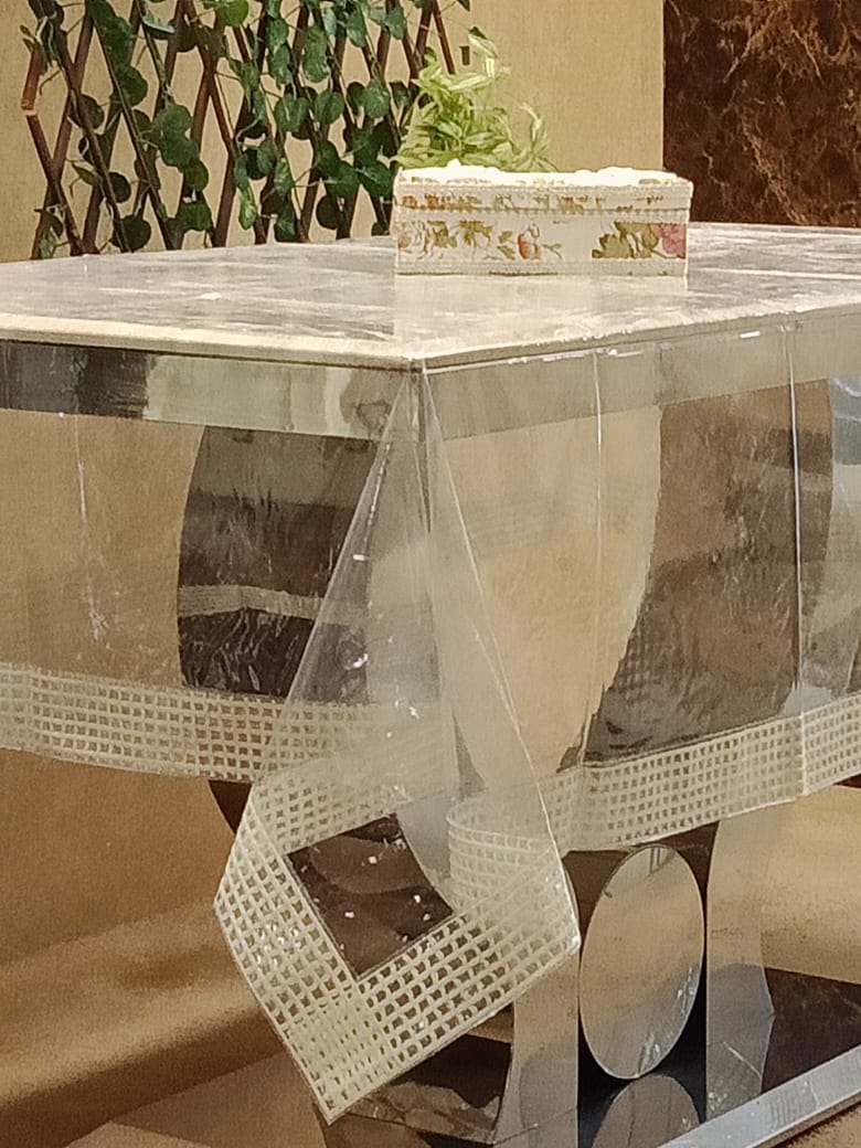 Border Look Transparent Vinyl Table Cover by Homiekart
