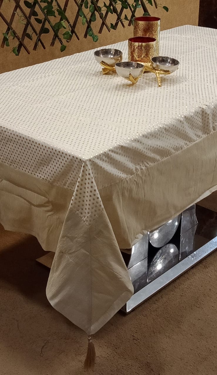 Elegant Chanderi Silk Foil Printed Table Cover by Homiekart