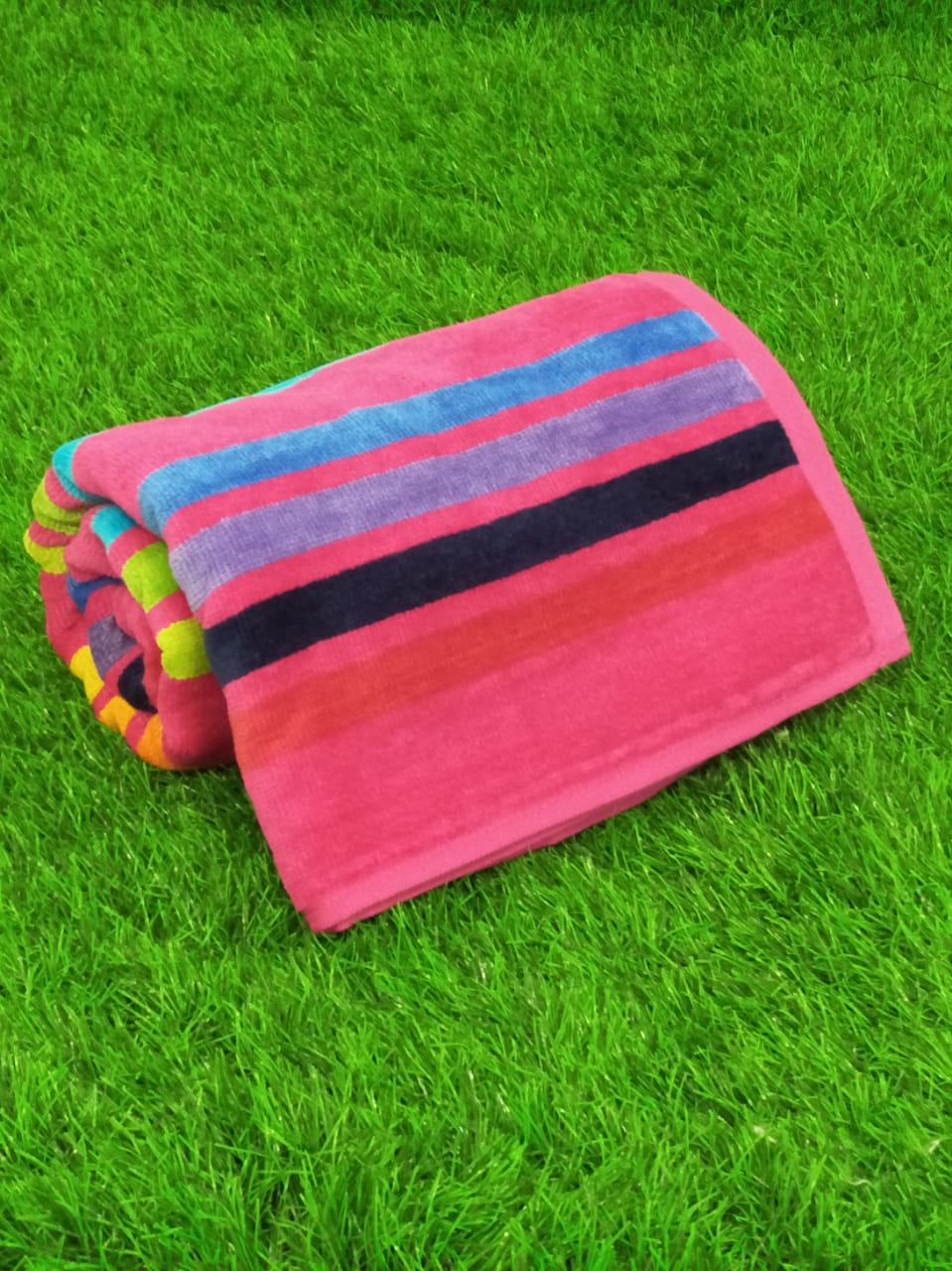 Super Soft & Highly Absorbent  Dual Shade Towel By by HOMIEKART