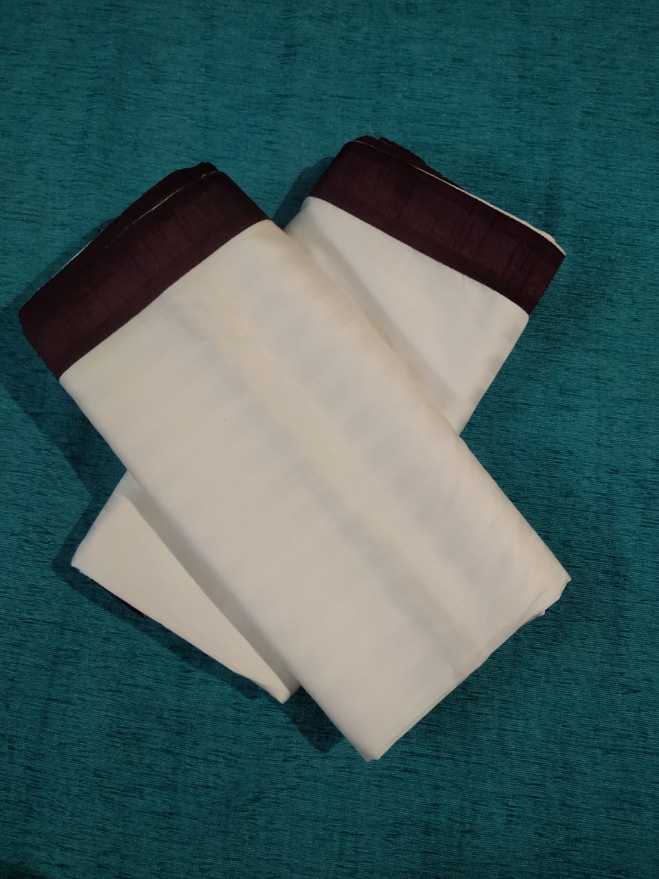 Damask Cotton Plain Topsheet by Homiekart